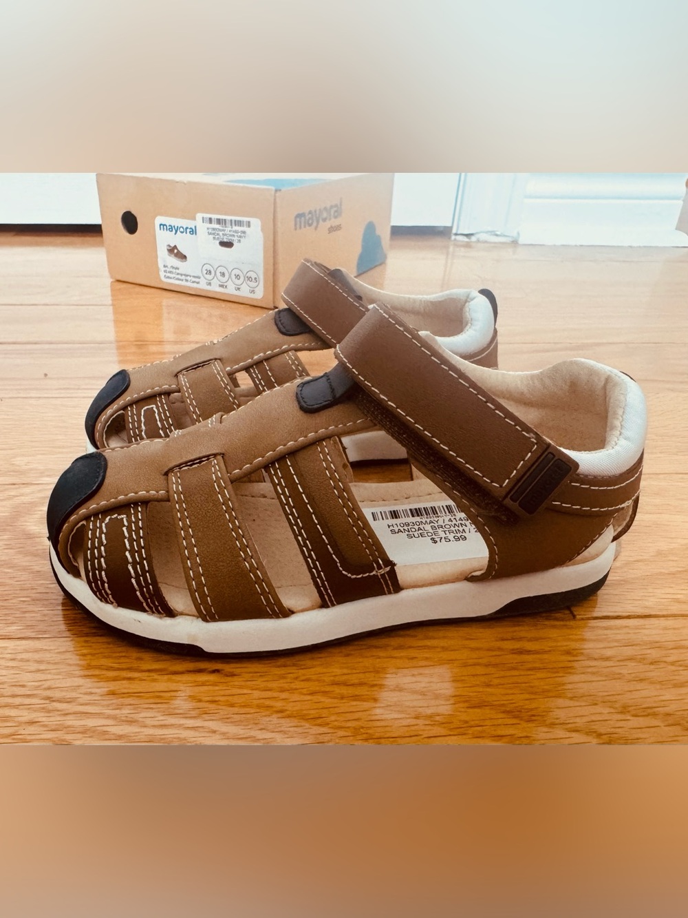 Brand new Mayoral leather sandals kids size 10.5 (28)